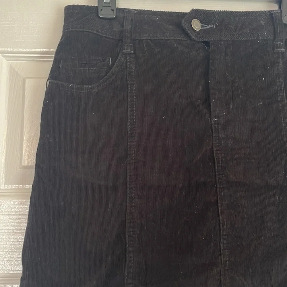 Faded Glory Corduroy Black Women's Skirt - Picture 2 of 3